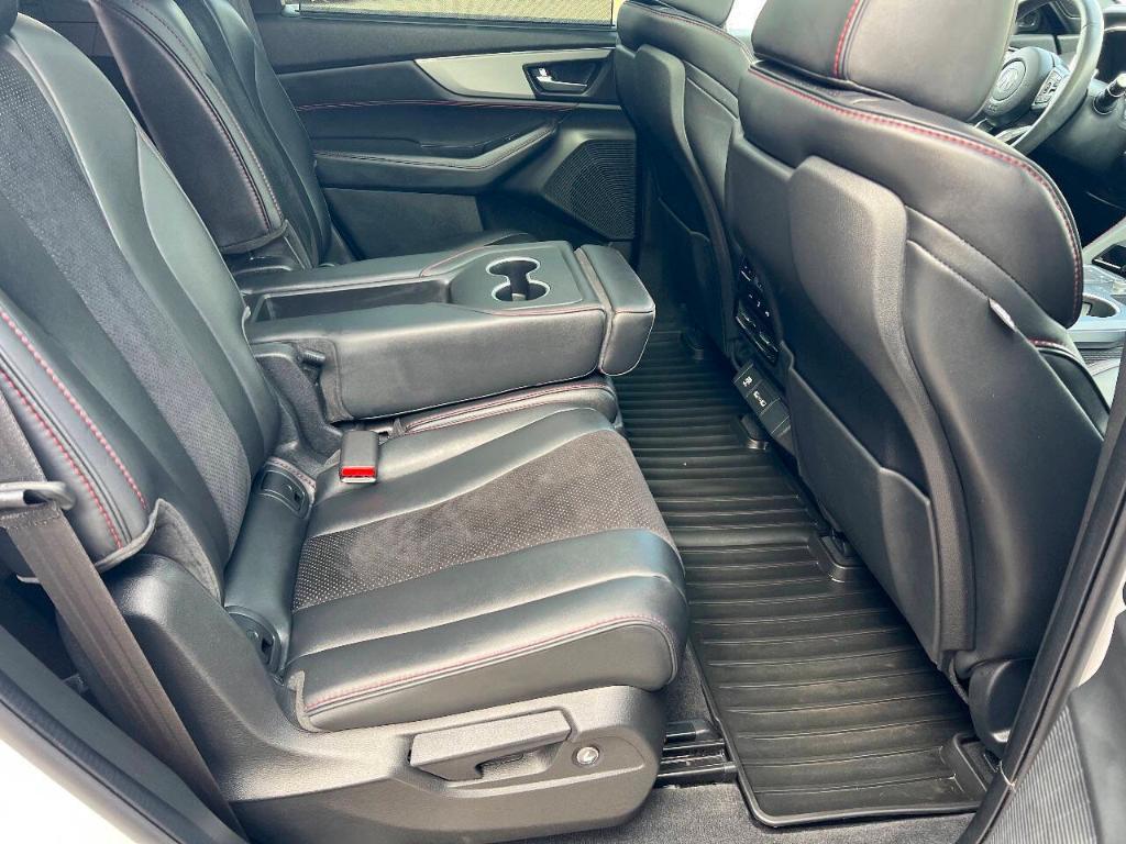 used 2024 Acura MDX car, priced at $47,995