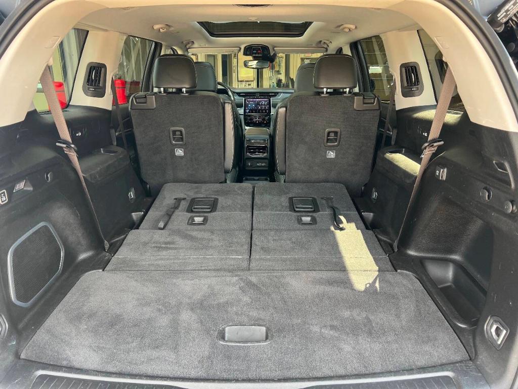 used 2022 Jeep Grand Cherokee L car, priced at $26,995