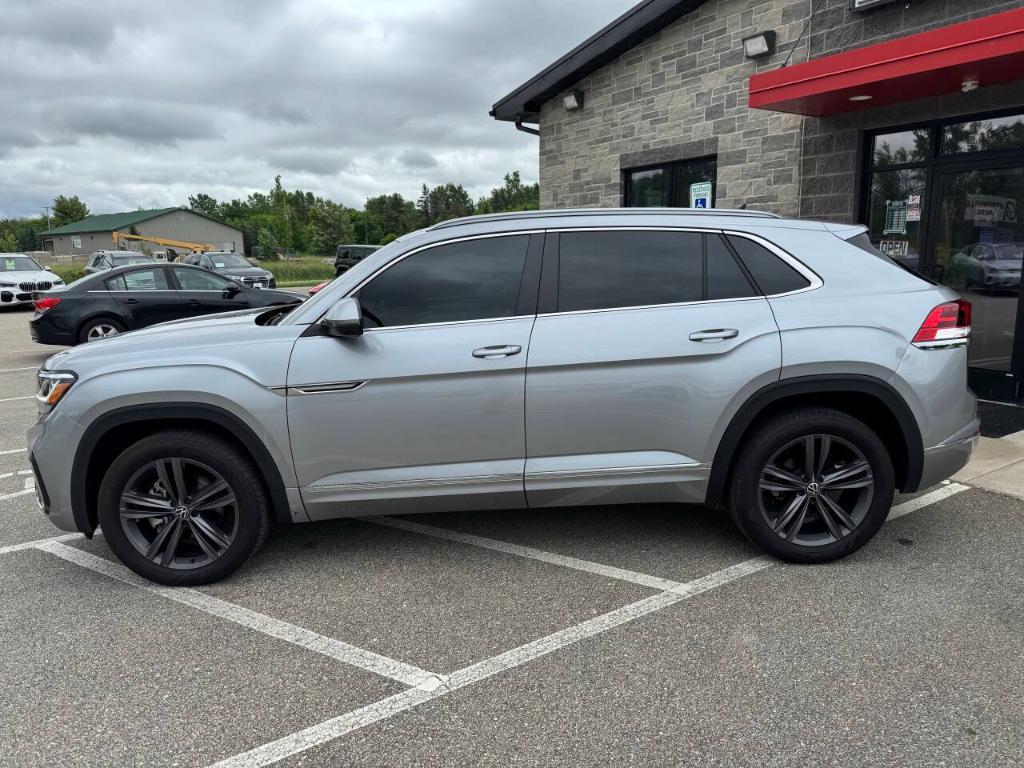 used 2022 Volkswagen Atlas Cross Sport car, priced at $32,995