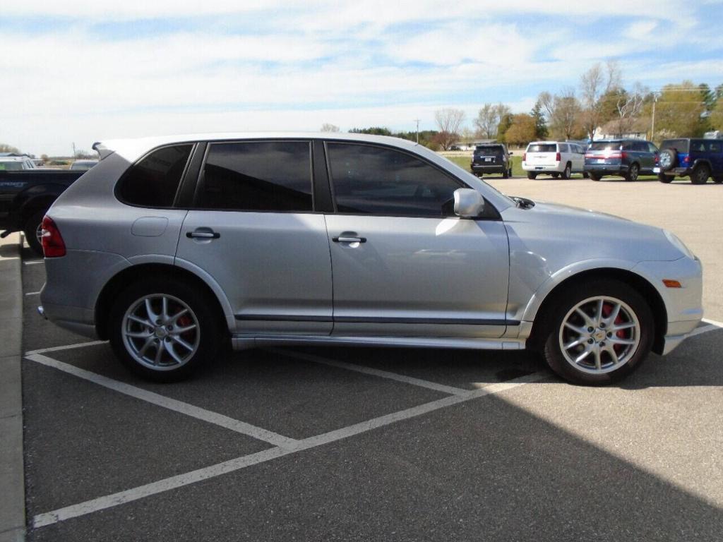 used 2009 Porsche Cayenne car, priced at $18,995