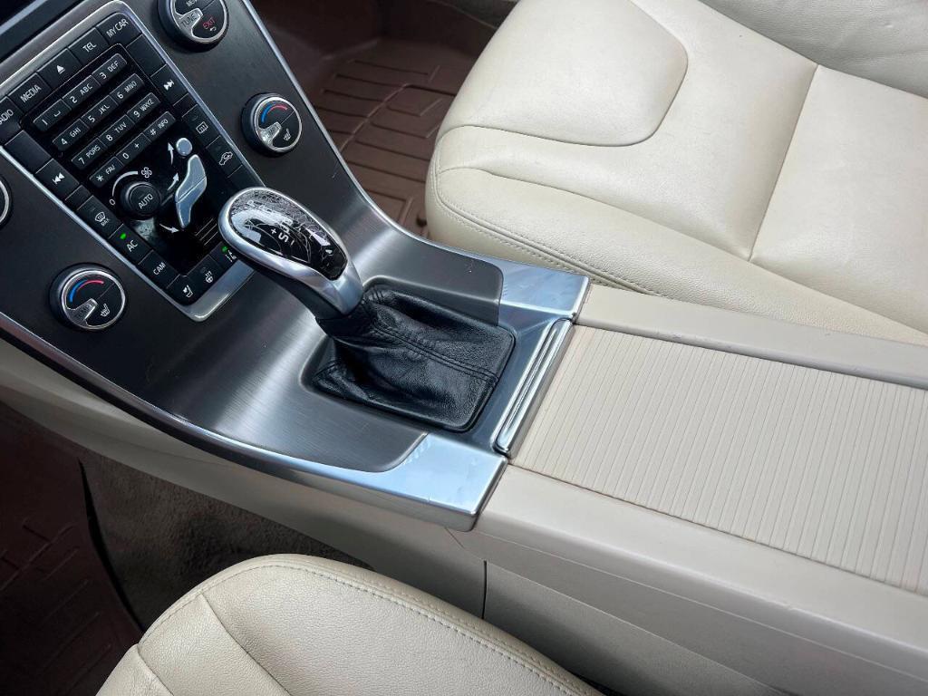 used 2015 Volvo V60 car, priced at $8,995