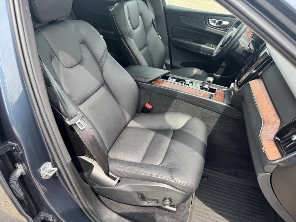 used 2024 Volvo XC60 car, priced at $39,995