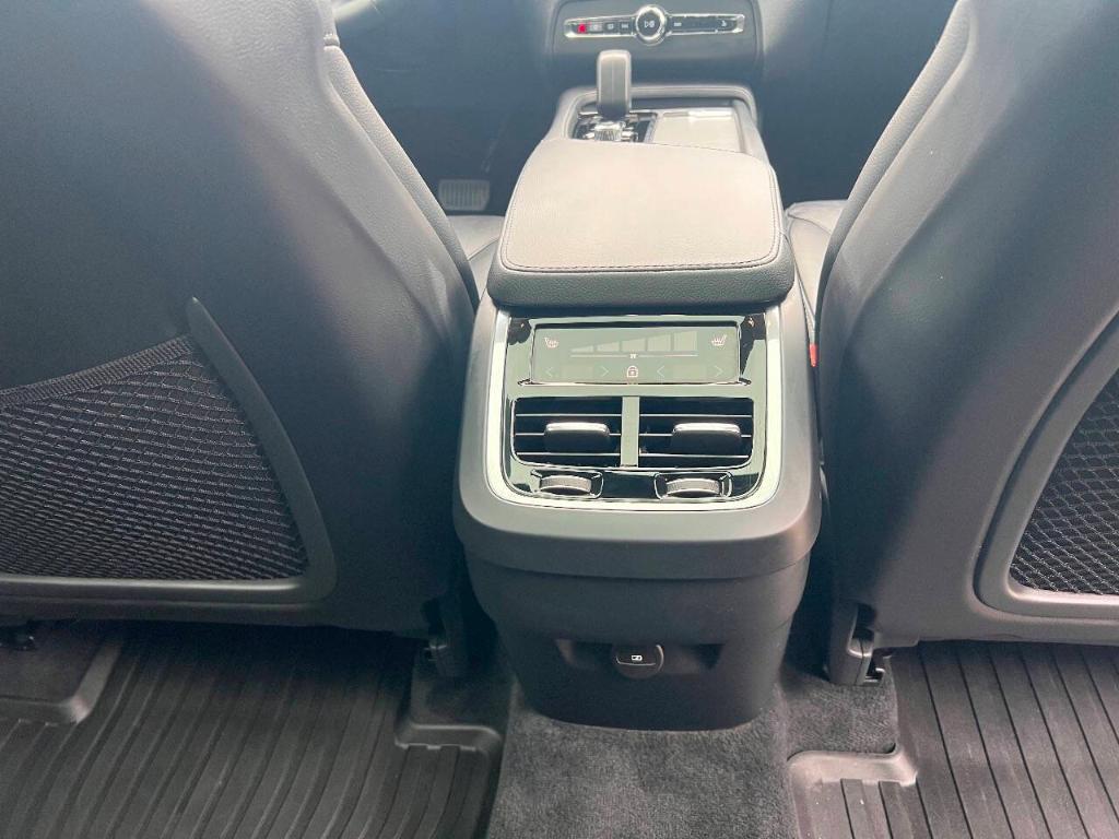 used 2023 Volvo XC90 car, priced at $32,995