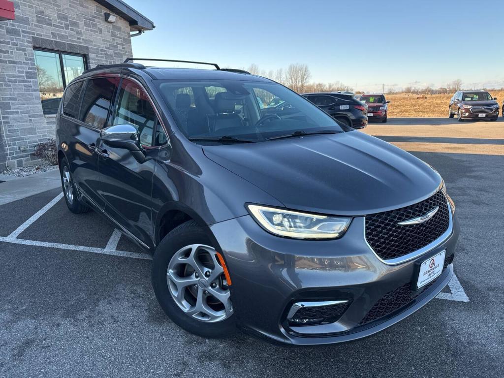 used 2022 Chrysler Pacifica car, priced at $26,995