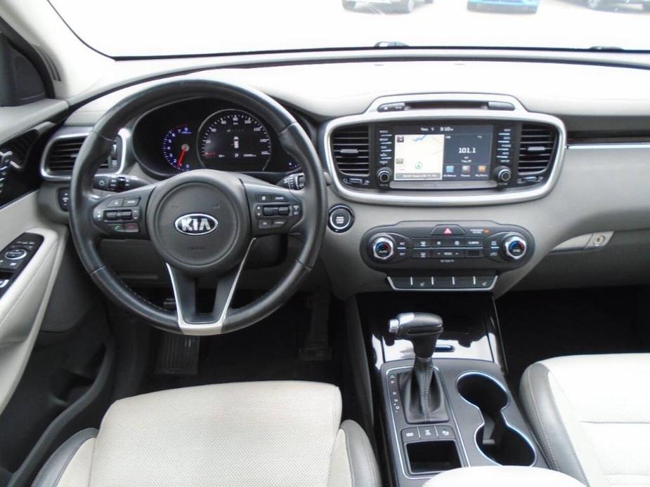 used 2016 Kia Sorento car, priced at $11,995