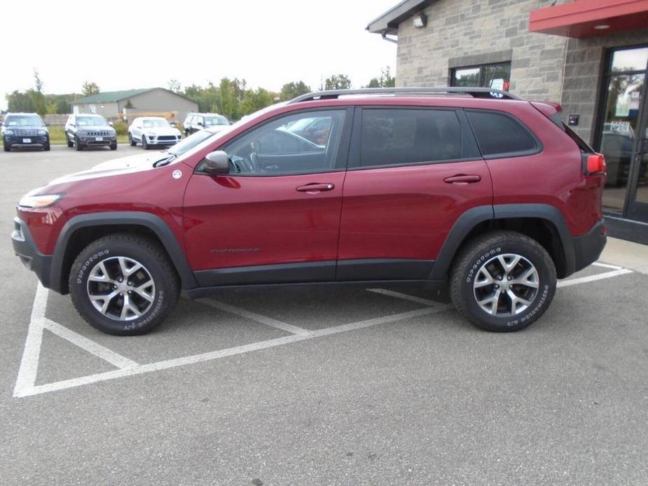 used 2016 Jeep Cherokee car, priced at $15,995