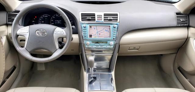 used 2007 Toyota Camry Hybrid car, priced at $13,888