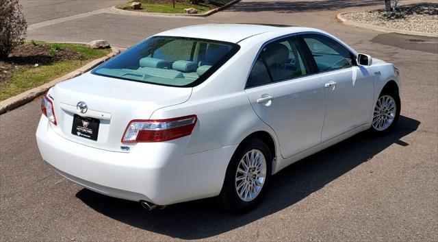 used 2007 Toyota Camry Hybrid car, priced at $13,888