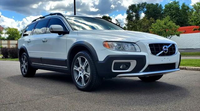 used 2013 Volvo XC70 car, priced at $13,988