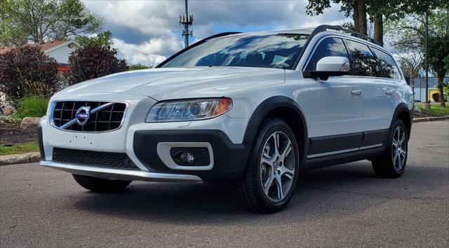 used 2013 Volvo XC70 car, priced at $15,688