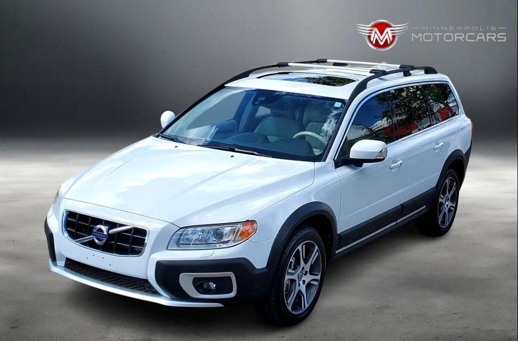 used 2013 Volvo XC70 car, priced at $12,888