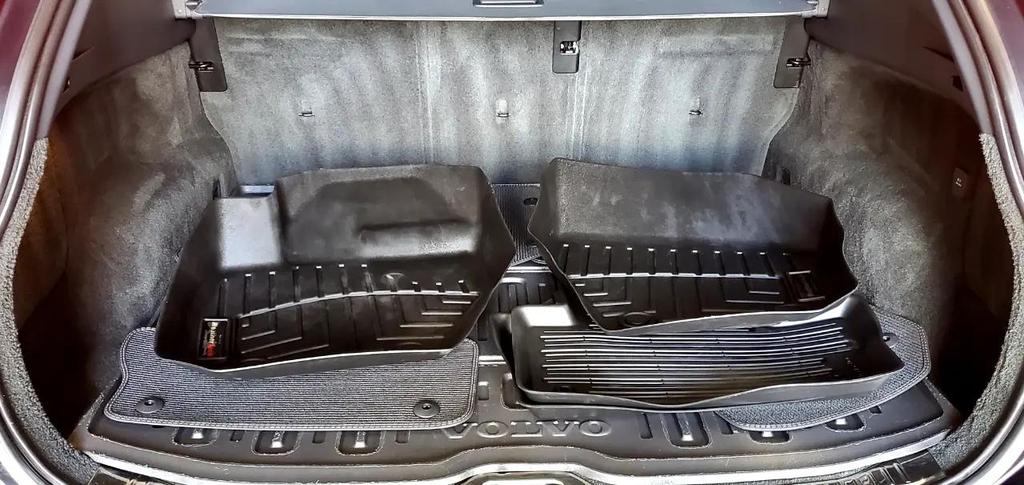 used 2016 Volvo XC60 car, priced at $15,888