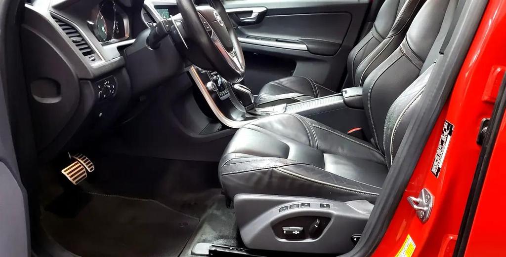 used 2016 Volvo XC60 car, priced at $19,888