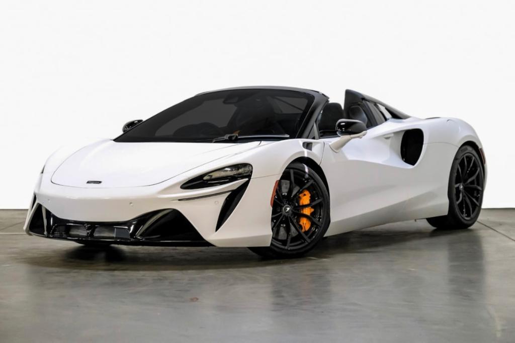 used 2025 McLaren Artura car, priced at $312,888