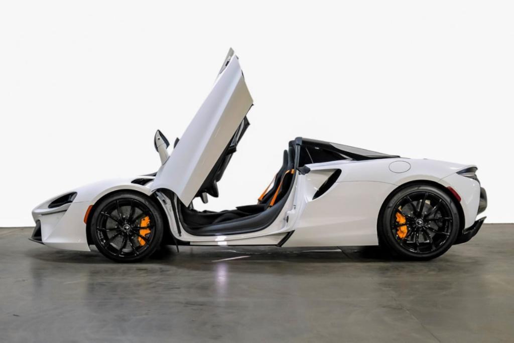 used 2025 McLaren Artura car, priced at $312,888