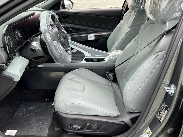 new 2025 Hyundai Elantra car, priced at $31,515