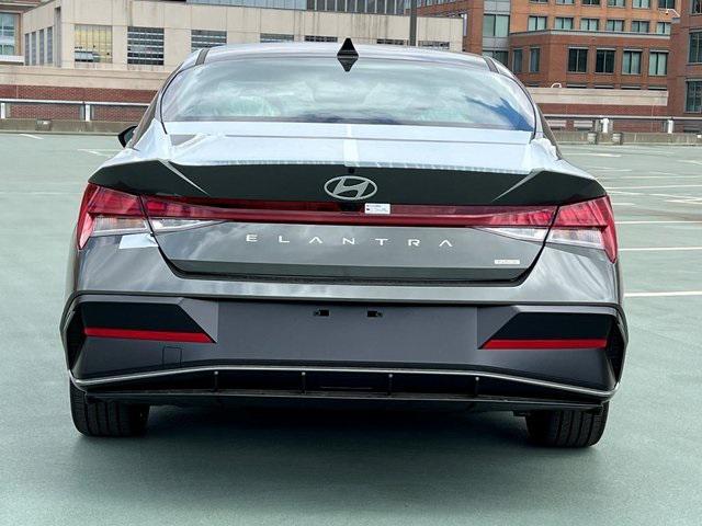 new 2025 Hyundai Elantra car, priced at $31,515