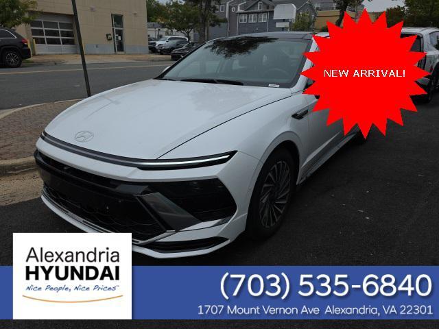 used 2025 Hyundai Sonata Hybrid car, priced at $34,799