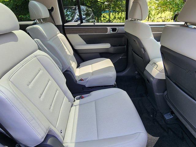 used 2025 Hyundai Santa Fe car, priced at $41,297