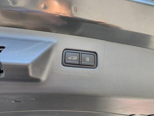 used 2025 Hyundai Santa Fe car, priced at $41,297