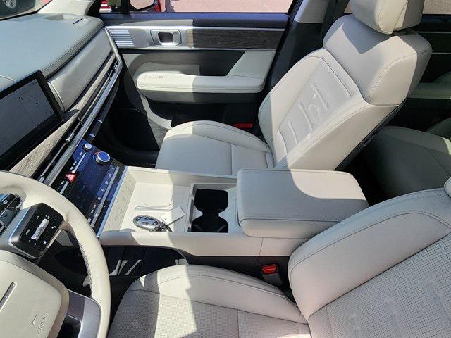 used 2025 Hyundai Santa Fe car, priced at $41,297