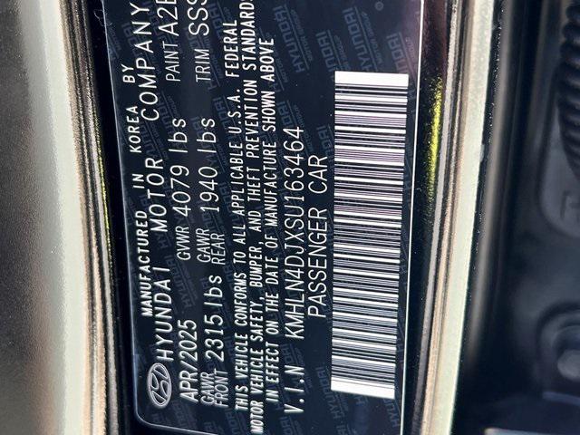 new 2025 Hyundai Elantra car, priced at $31,575