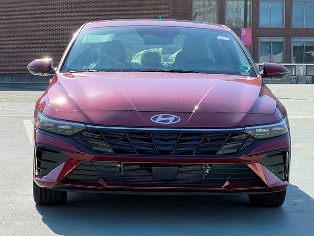 new 2025 Hyundai Elantra car, priced at $32,075
