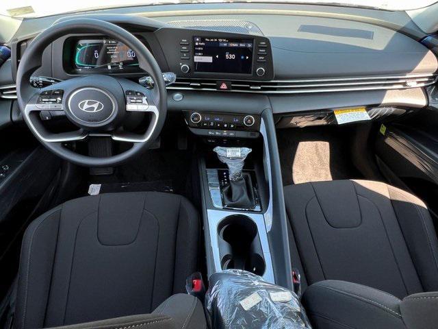 new 2025 Hyundai ELANTRA HEV car, priced at $27,880