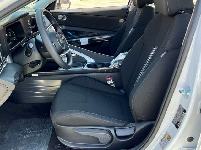 new 2025 Hyundai ELANTRA HEV car, priced at $27,880