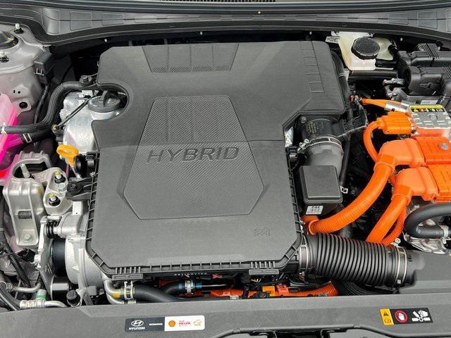 new 2025 Hyundai Elantra car, priced at $31,725