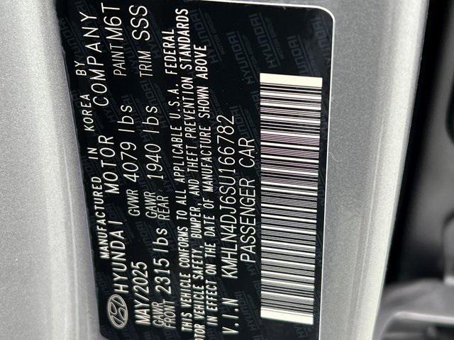 new 2025 Hyundai Elantra car, priced at $31,725