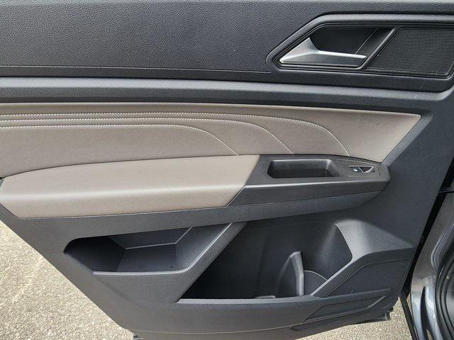 used 2022 Volkswagen Atlas car, priced at $26,595