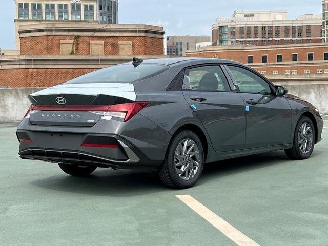 new 2025 Hyundai ELANTRA HEV car, priced at $27,320