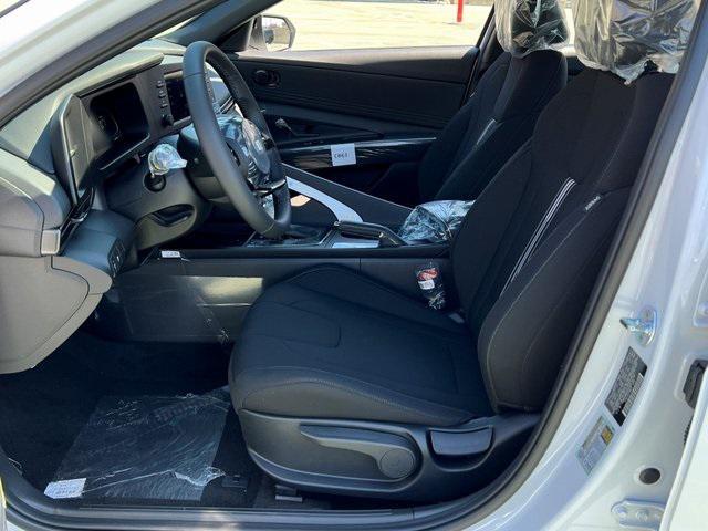 new 2025 Hyundai Elantra car, priced at $25,620