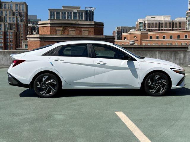new 2025 Hyundai Elantra car, priced at $25,620