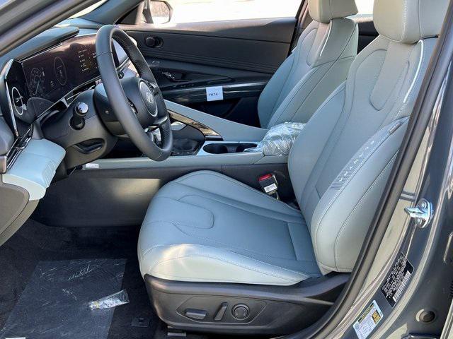 new 2025 Hyundai Elantra car, priced at $31,575