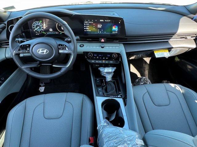 new 2025 Hyundai Elantra car, priced at $31,575