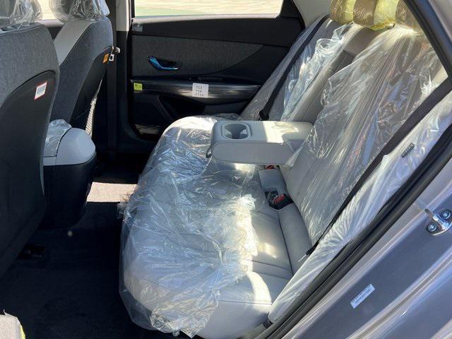 new 2025 Hyundai Elantra car, priced at $31,715