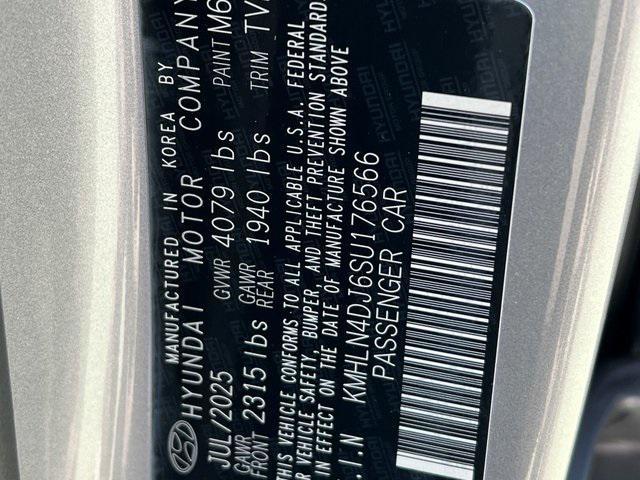 new 2025 Hyundai Elantra car, priced at $31,715