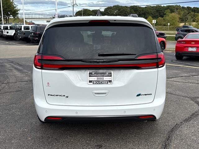 used 2024 Chrysler Pacifica Hybrid car, priced at $51,295