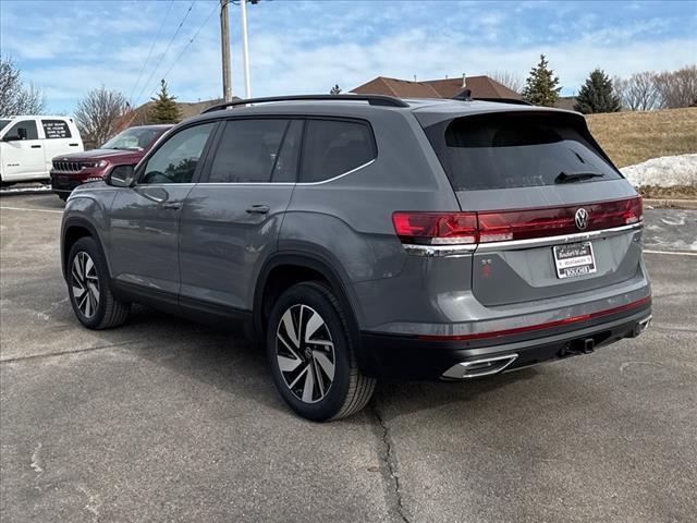 new 2025 Volkswagen Atlas car, priced at $43,076