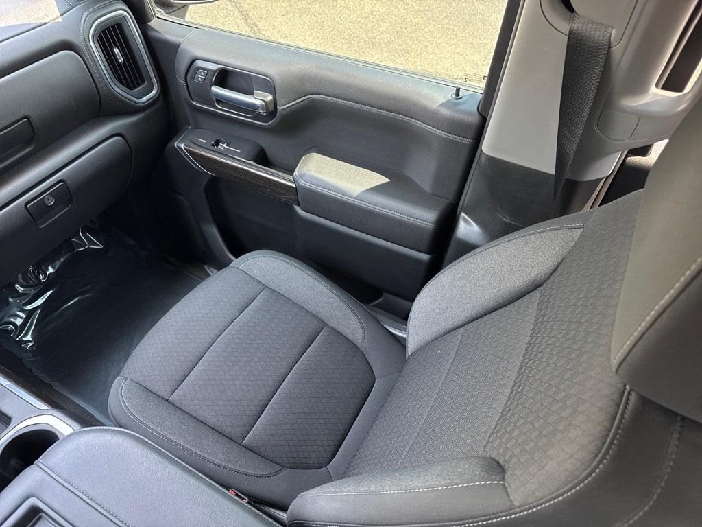 used 2022 Chevrolet Silverado 1500 car, priced at $40,688