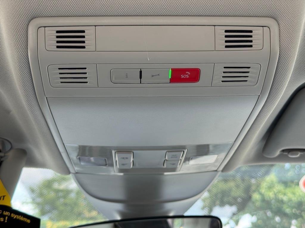 new 2025 Volkswagen Taos car, priced at $27,561
