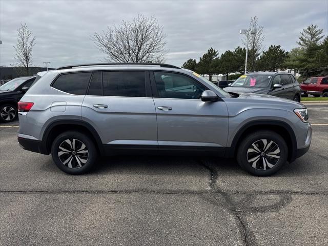 new 2025 Volkswagen Atlas car, priced at $40,192