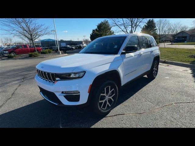 new 2024 Jeep Grand Cherokee car, priced at $43,847