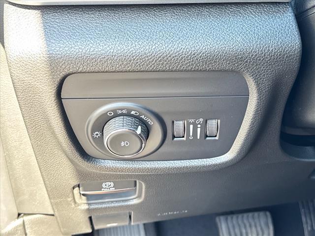 new 2025 Jeep Grand Cherokee L car, priced at $49,240