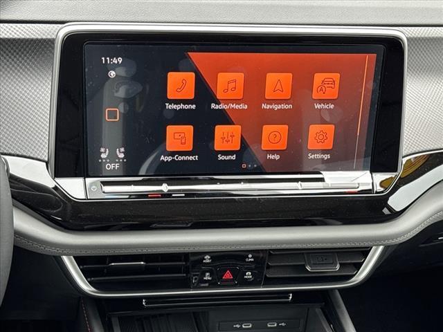 new 2025 Volkswagen Atlas car, priced at $47,906