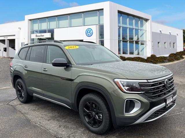 new 2025 Volkswagen Atlas car, priced at $45,406
