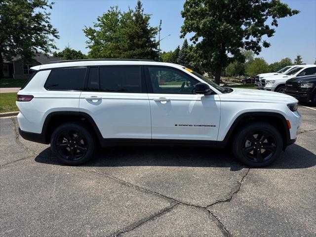 new 2025 Jeep Grand Cherokee L car, priced at $56,910