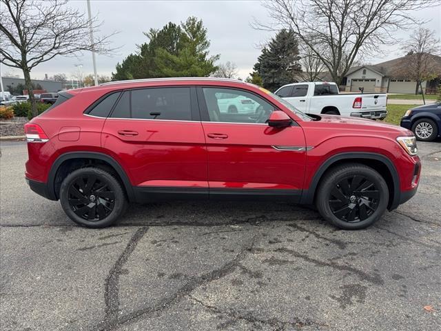 new 2024 Volkswagen Atlas Cross Sport car, priced at $41,583